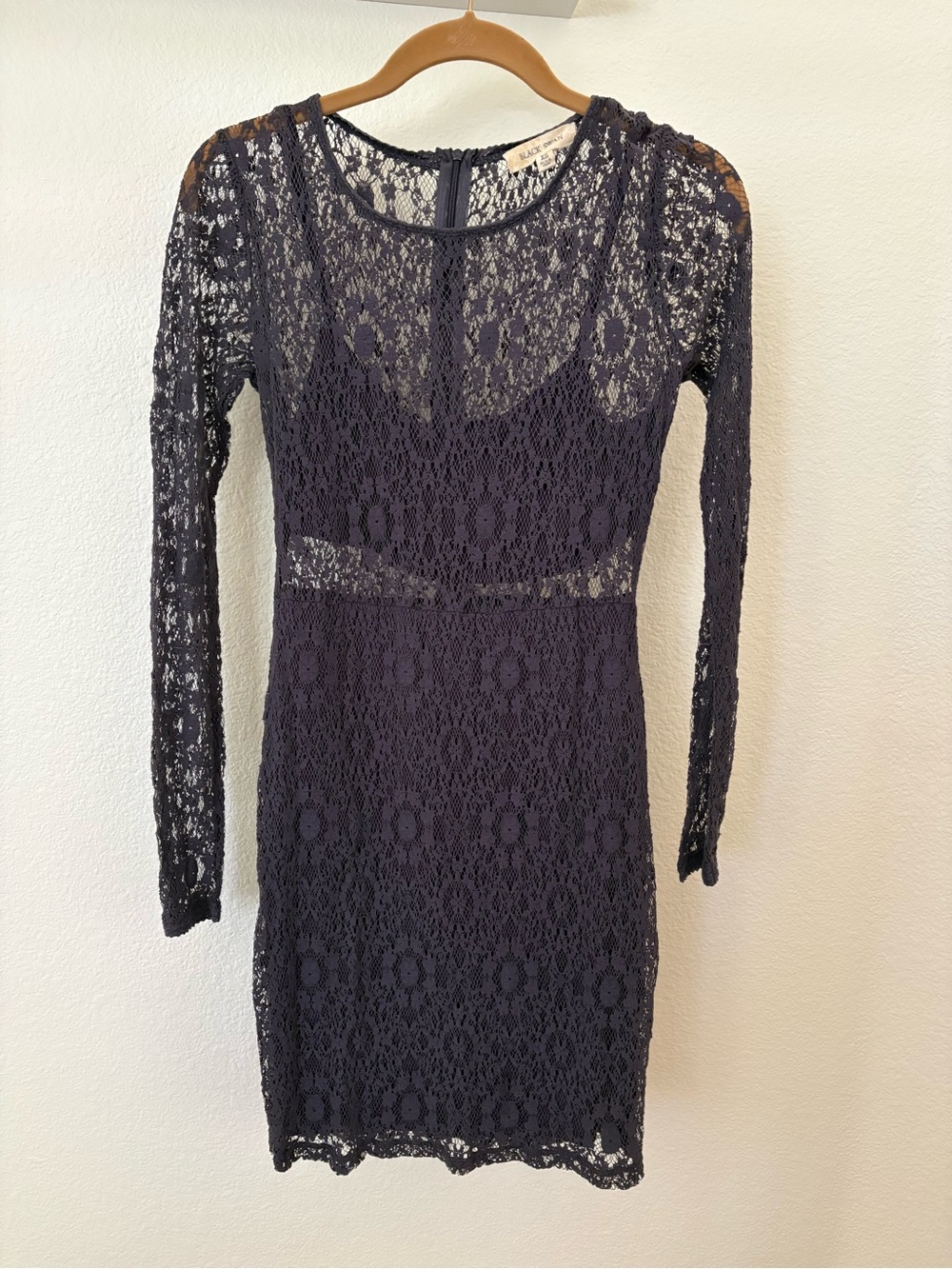 Black Swan Gray Long Sleeve Lace Bodycon Dress